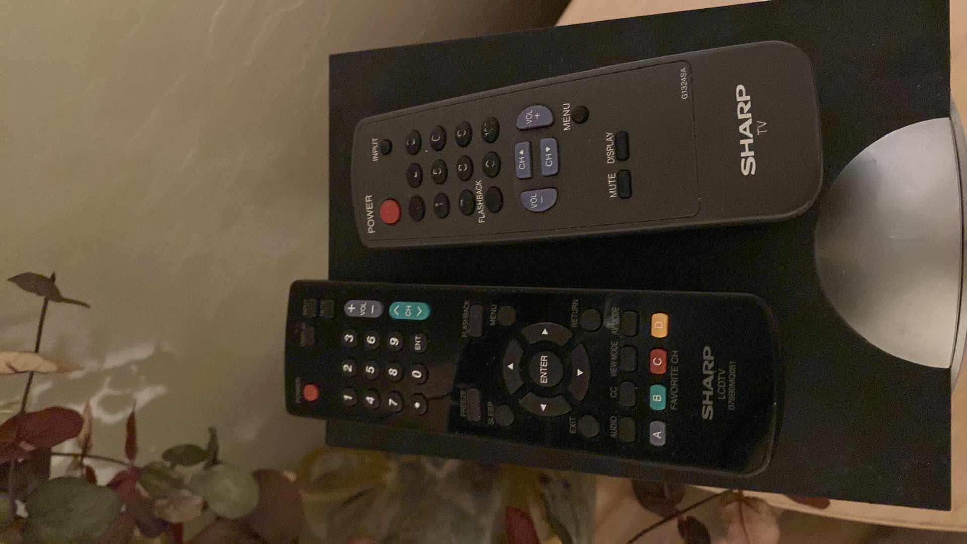 View 8 of SHARP TV 31” WITH REMOTE POWERS ON INCLUDES WALL BRACKET AND GE SPEAKER