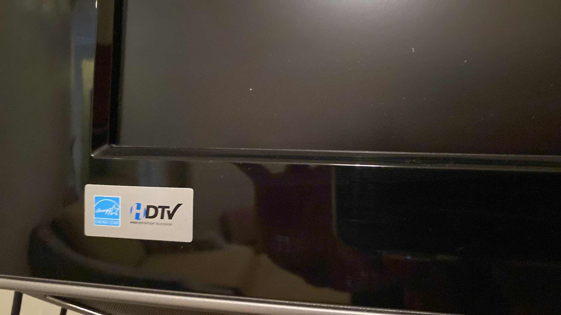 View 4 of SHARP TV 31” WITH REMOTE POWERS ON INCLUDES WALL BRACKET AND GE SPEAKER