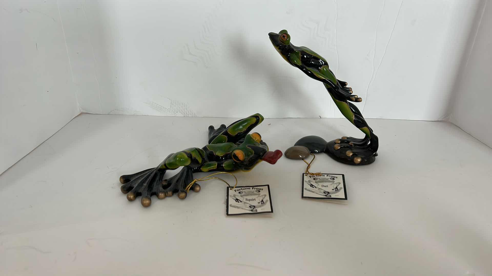 Photo 1 of 2 COLLECTIBLE FROG BY ARTIST JAMES ISRAEL VAN EPPS JIVE DOW