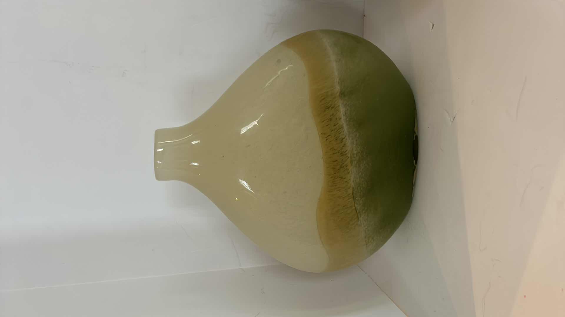 Photo 1 of 3 PIECE HOME DECOR, GLASS VASE H 12.5” AND TWO CERAMIC FROGS,