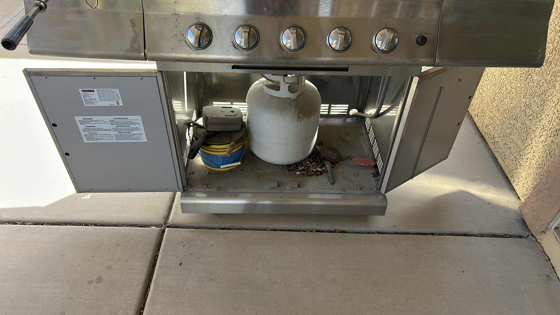 Photo 1 of PERFECT FLAME BARBECUE WITH ACCESSORIES 56”