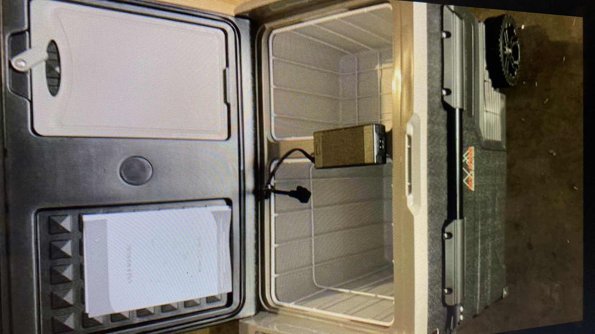 Photo 6 of DT PRO 59QT (55 LITER) PORTABLE 12 VOLT CAR/CAMPING  REFRIGERATOR FREEZER  