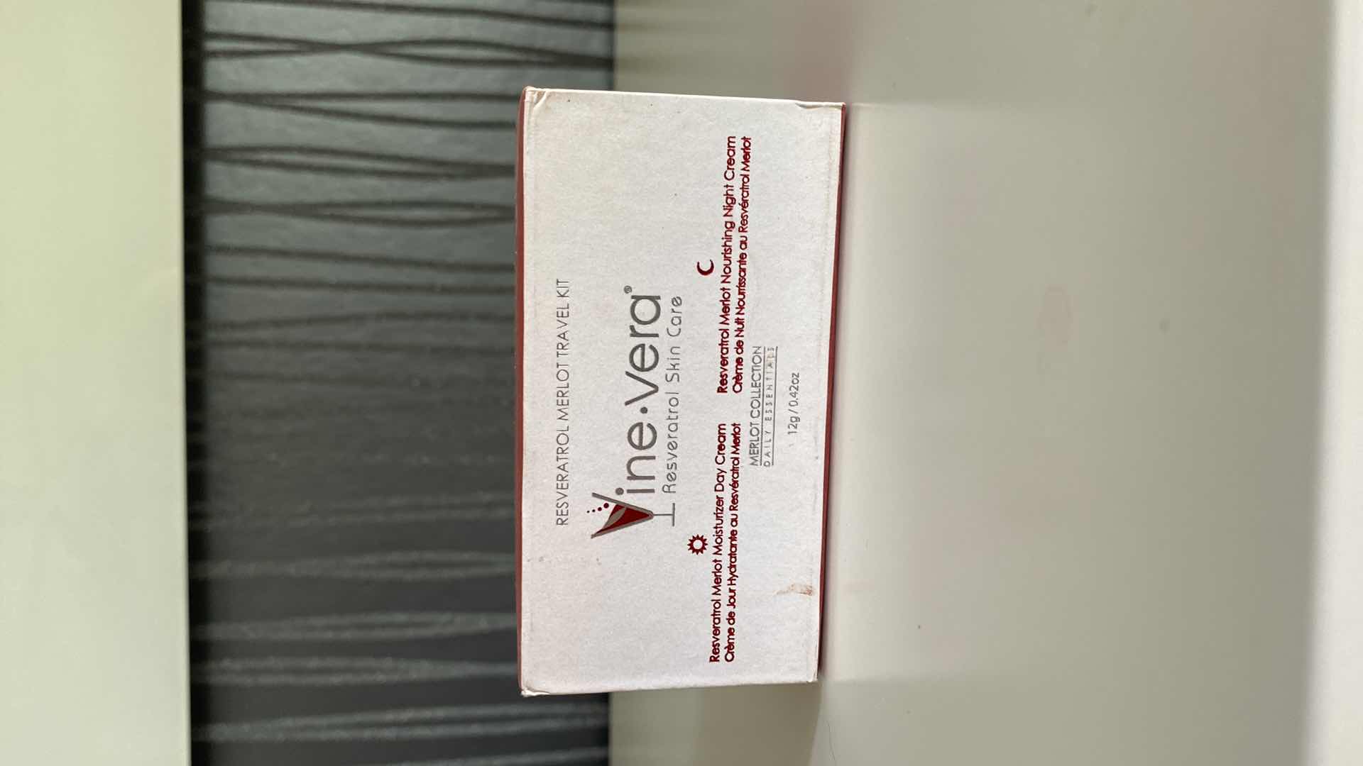 Photo 1 of VINE VERA RESVERATROL MERLOT TRAVEL KIT MOISTURIZER DAY CREAM AND NIGHT CREAM