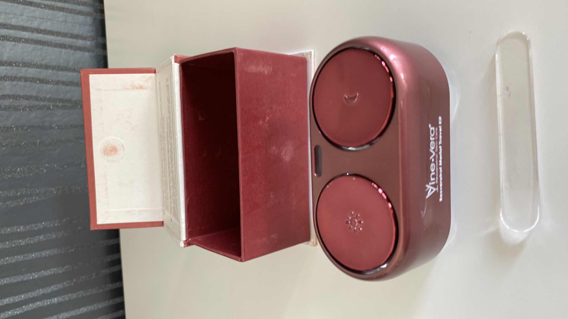 Photo 1 of VINE VERA RESVERATROL MERLOT TRAVEL KIT MOISTURIZER DAY CREAM AND NIGHT CREAM