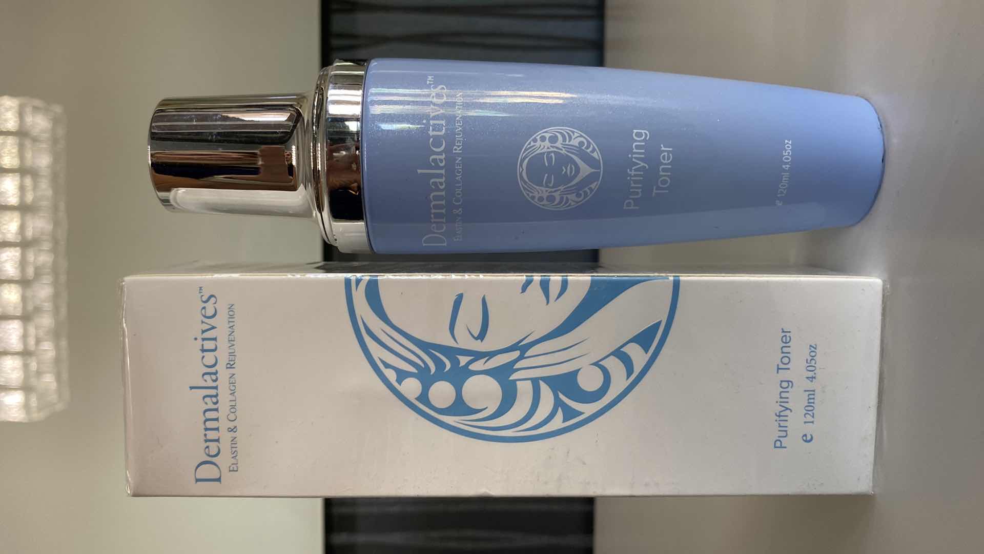 Photo 1 of NEW DERMALATIVES PURIFYING TONER TO PURIFY AND REDUCE SKIN INFLAMMATION WHILE CLEANSING YOUR FACE OF OIL BASED DEBRIS AND IMPURITIES