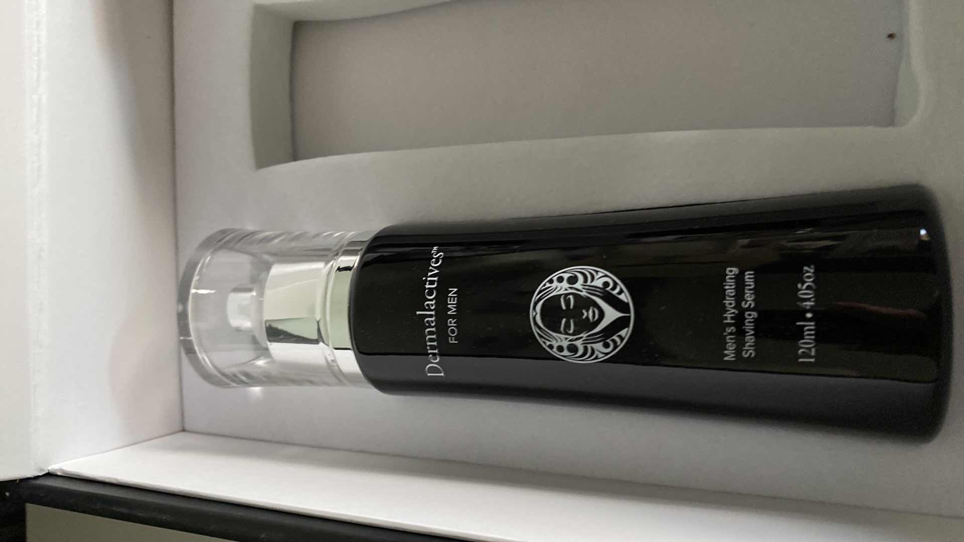Photo 1 of DERMALACTIVES MEN’S HYDRATING 3 PIECE FACIAL COLLECTION SHAVING SERUM, MOISTURIZER AND FACIAL PEEL