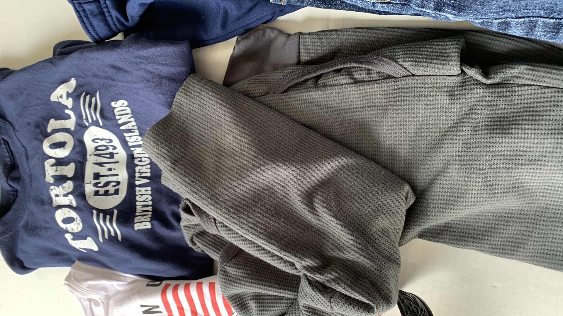 Photo 3 of BOYS SIZE 10 CLOTHING