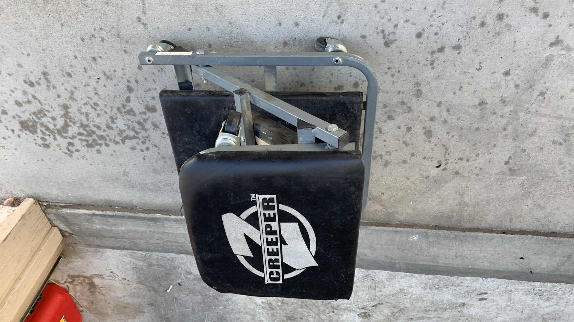 Photo 1 of Z CREEPER ADJUSTABLE AUTO CREEPER 36" 300 LBS.