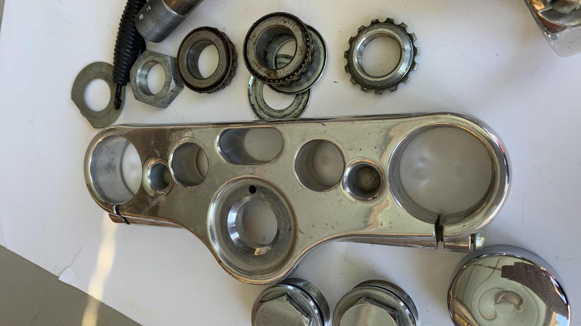 Photo 1 of HARLEY DAVIDSON TRIPLE TREE UPPER