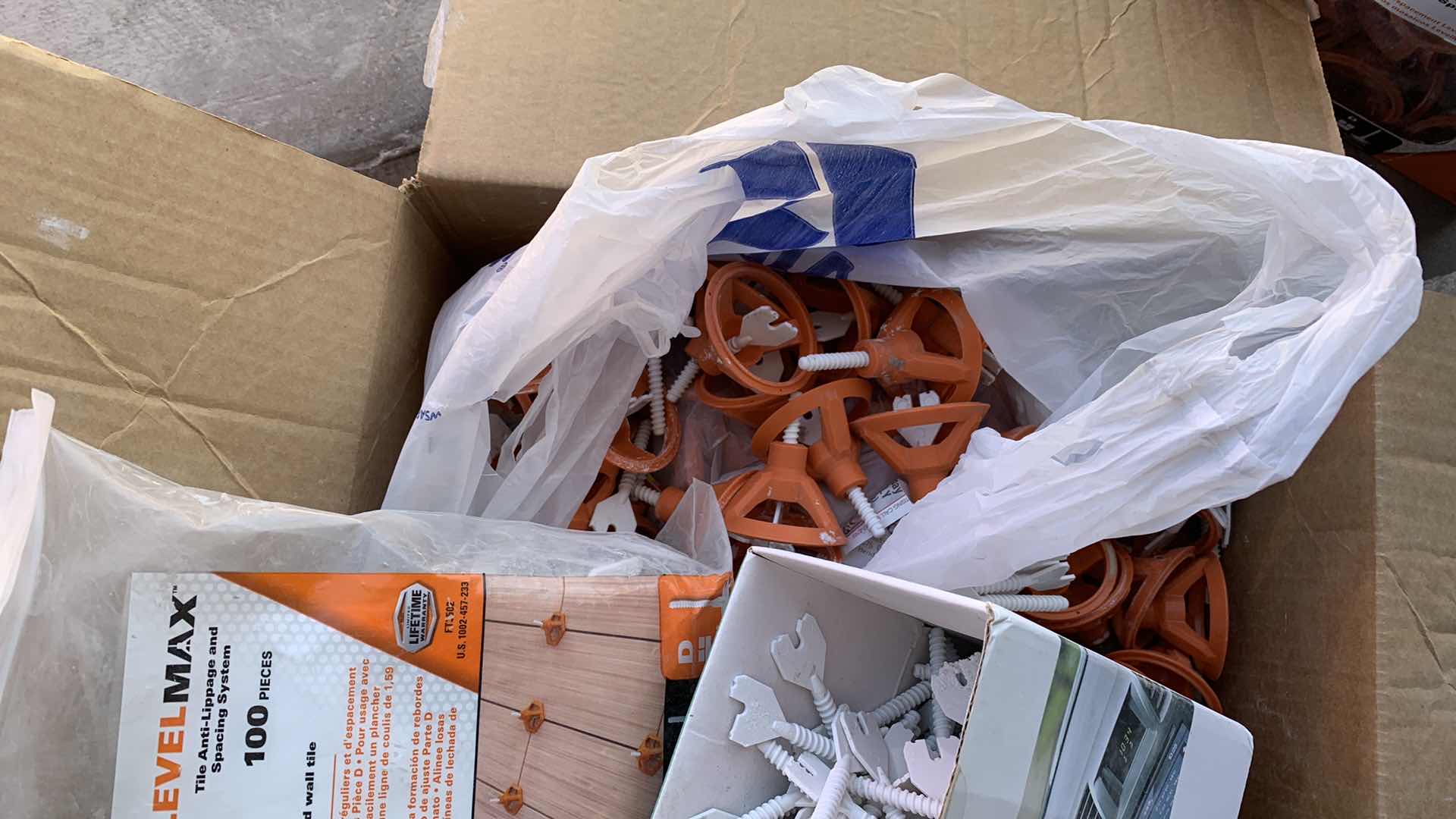 Photo 4 of ASSORTED TILE LAYING SPACERS