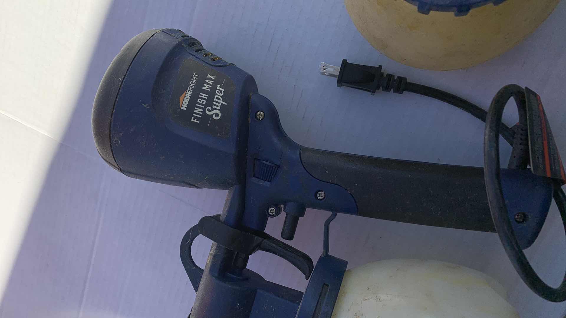 Photo 3 of FINISH MAX SUPER PAINT SPRAYER