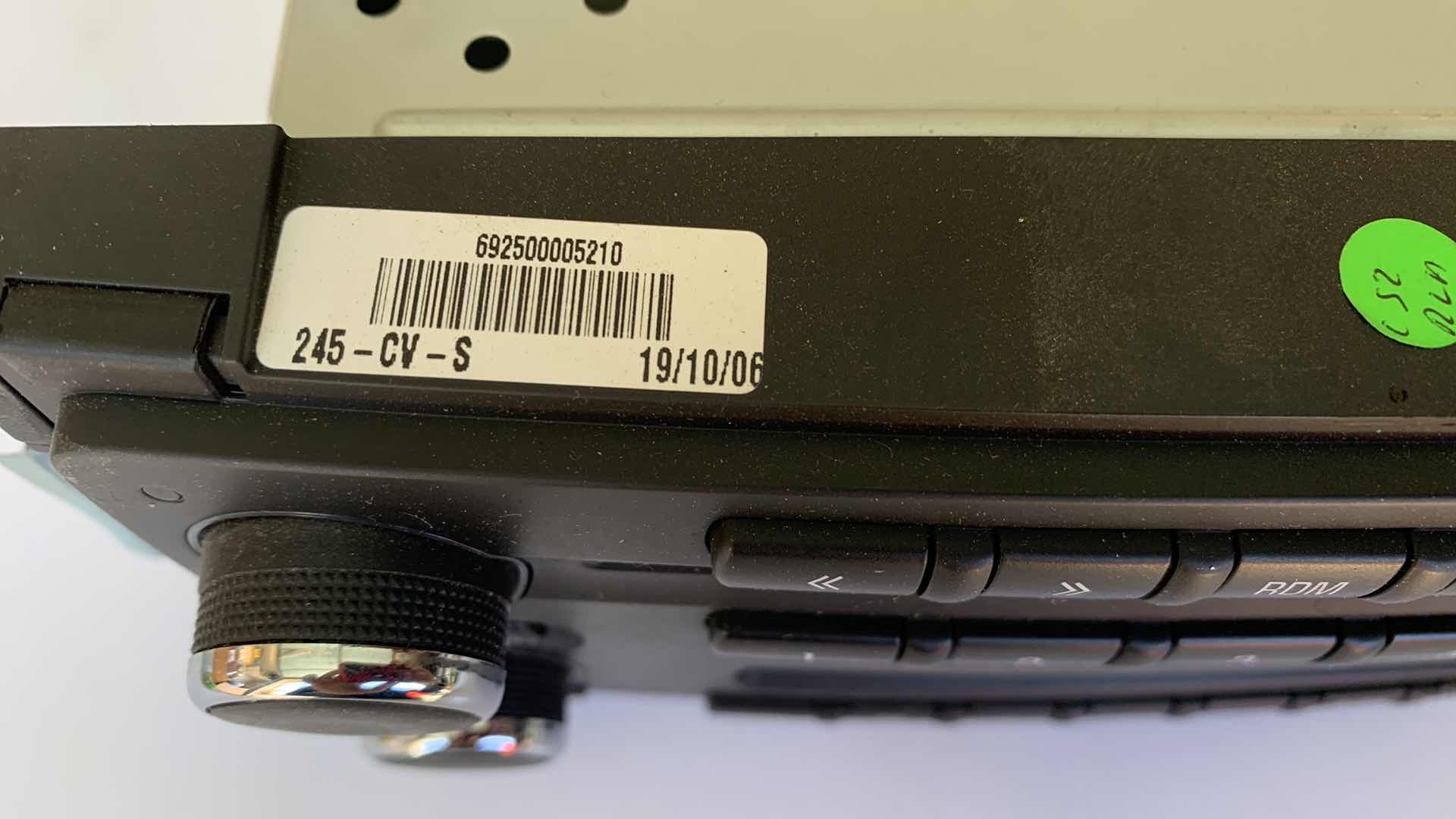 Photo 1 of 2007 CHEVROLET CORVETTE STOCK RADIO WITH CD