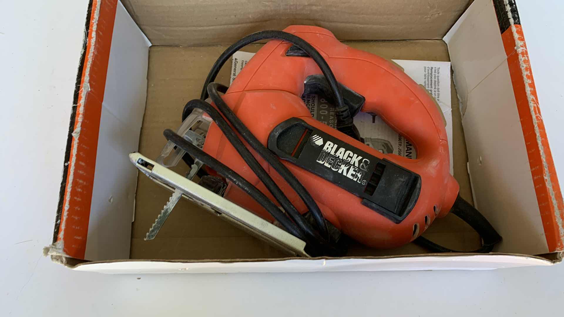 Photo 1 of BLACK AND DECKER 4 AMP VARIABLE SPEED JIGSAW