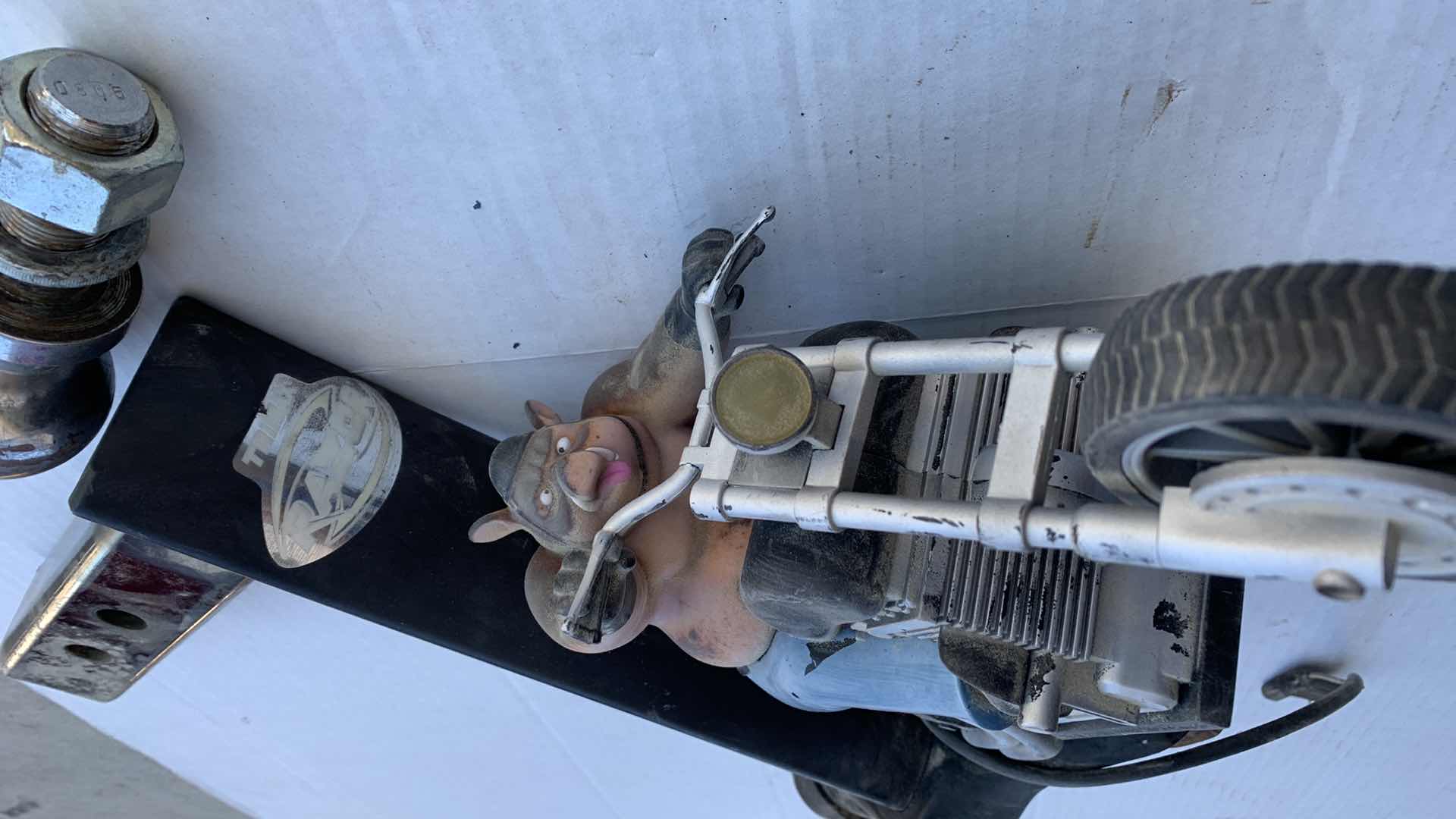 Photo 1 of HARLEY DAVIDSON PIG TOWING AMUSEMENT HITCH