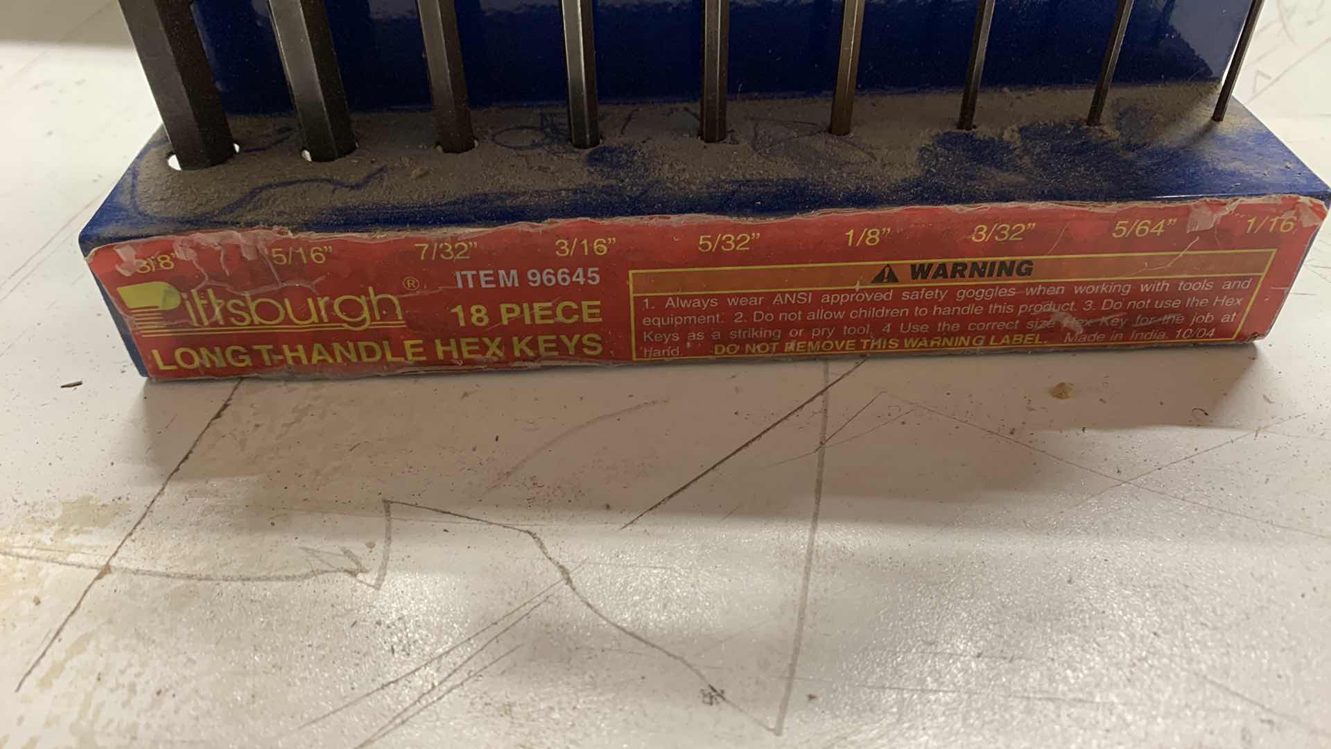 Photo 1 of PITTSBURGH TOOLS LONG HANDEL HEX KEYS IN METRIC AND STANDARD