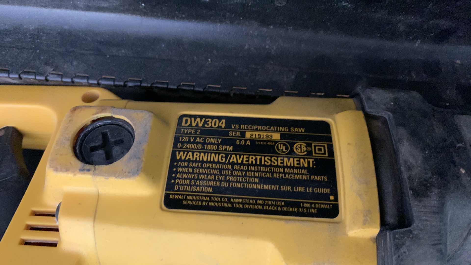 Photo 2 of DEWALT VS RECIPROCATING SAW DW304