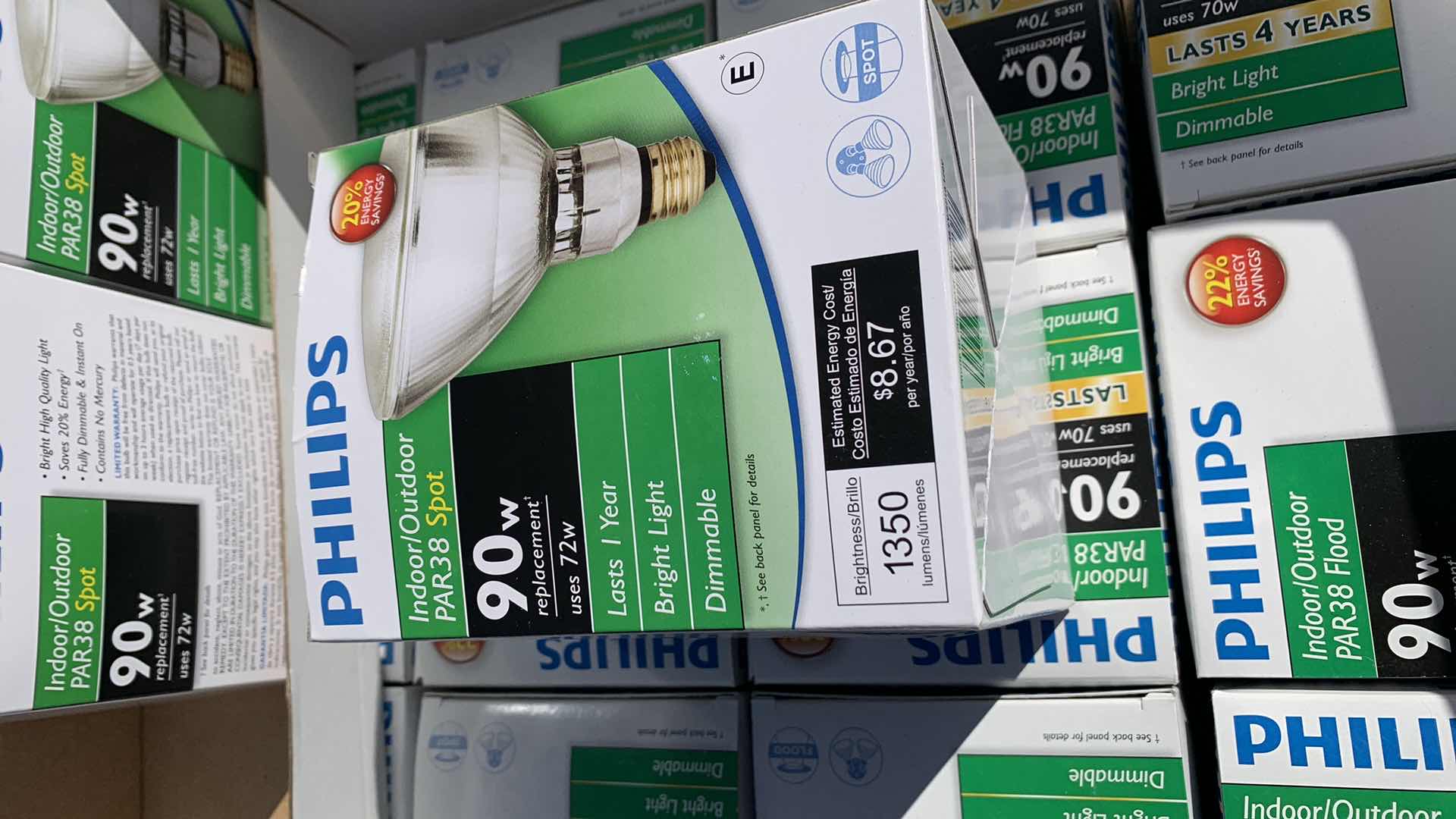 Photo 1 of 15 PHILIPS INDOOR/OUTDOOR SPOTLIGHT PAR38