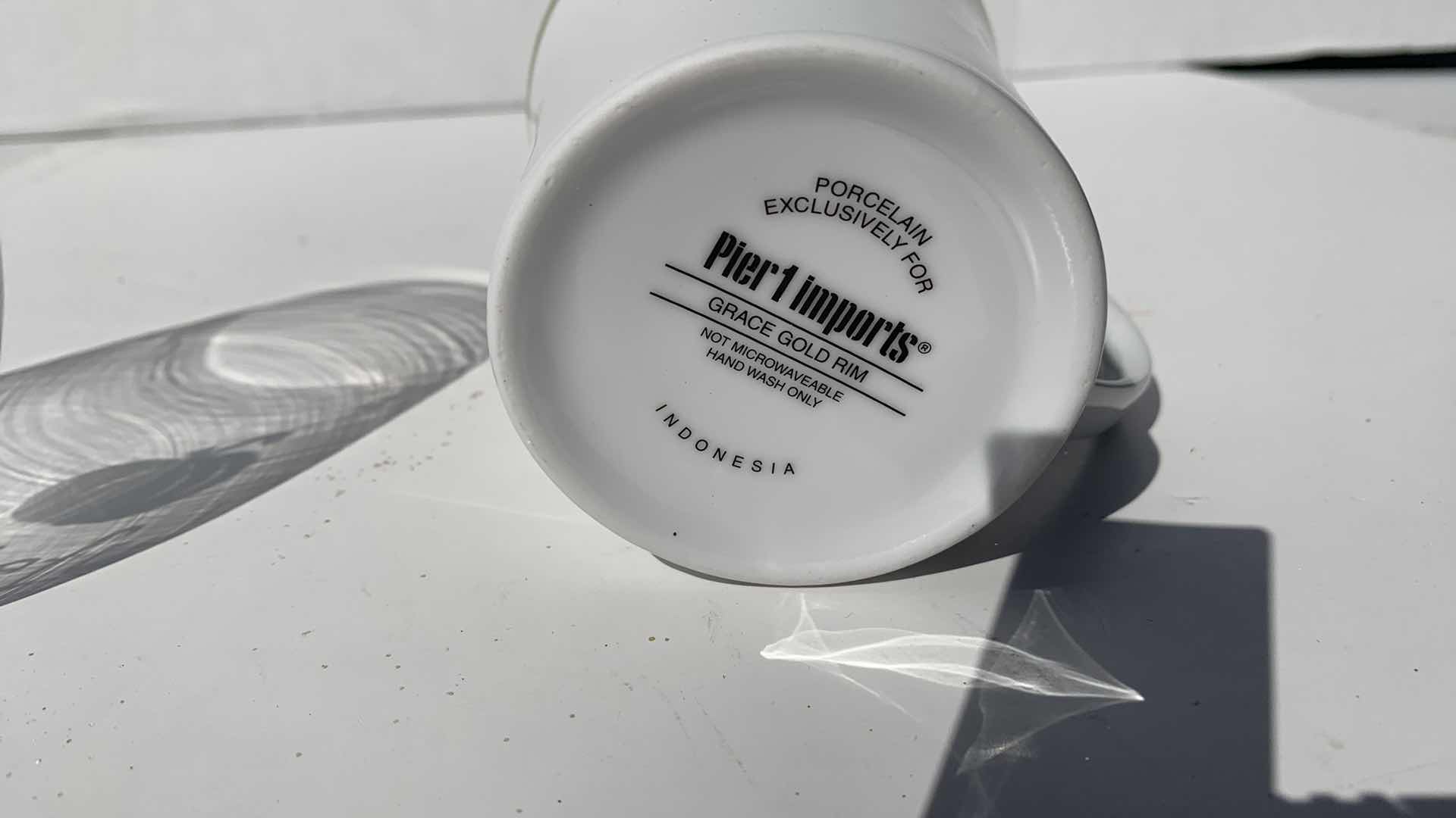 Photo 1 of CONTAINER OF PIER ONE IMPORTS THANKSGIVING MUGS AND GLASS CUPS