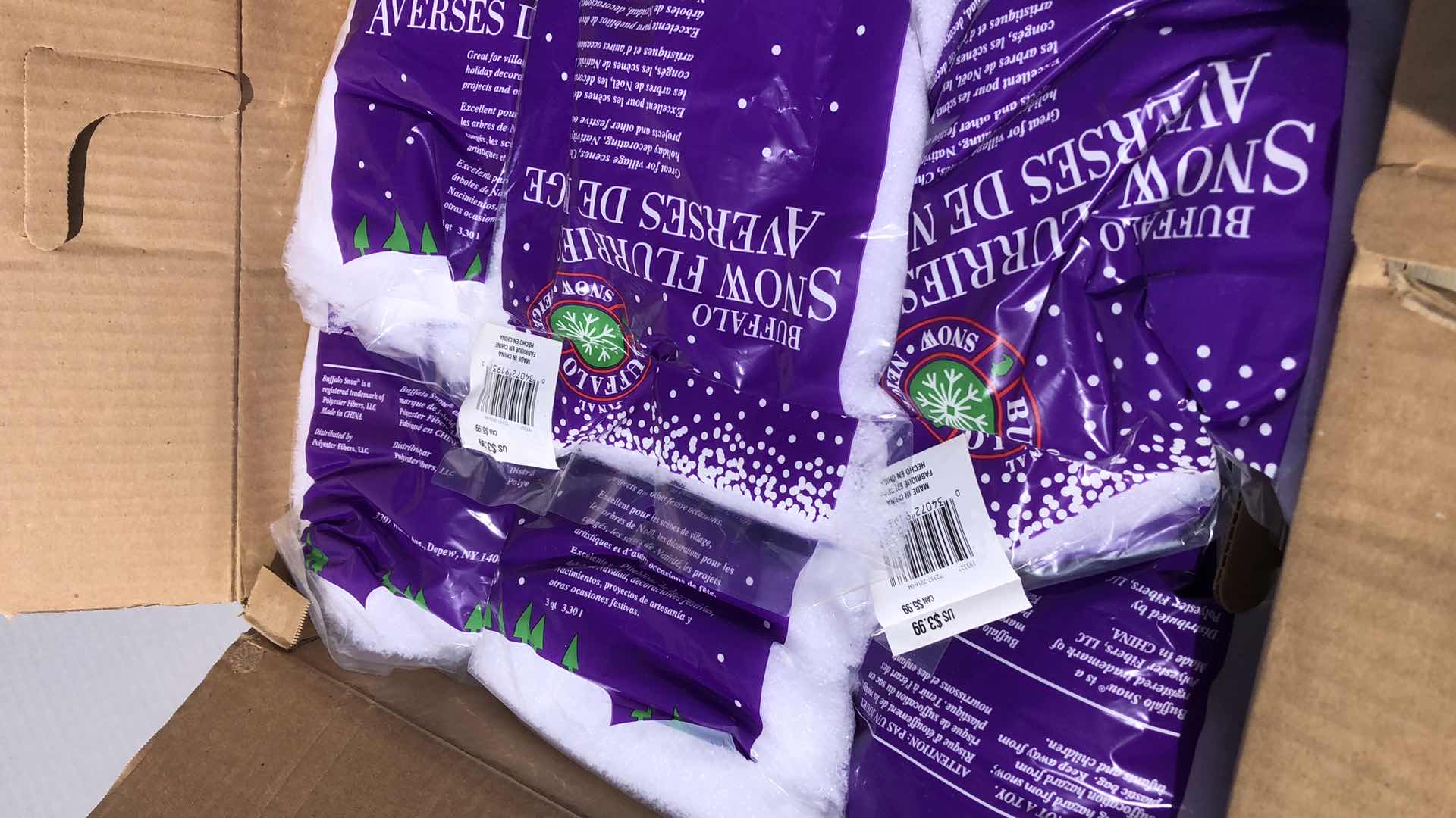 Photo 1 of BOX OF CHRISTMAS SNOW FLURRIES