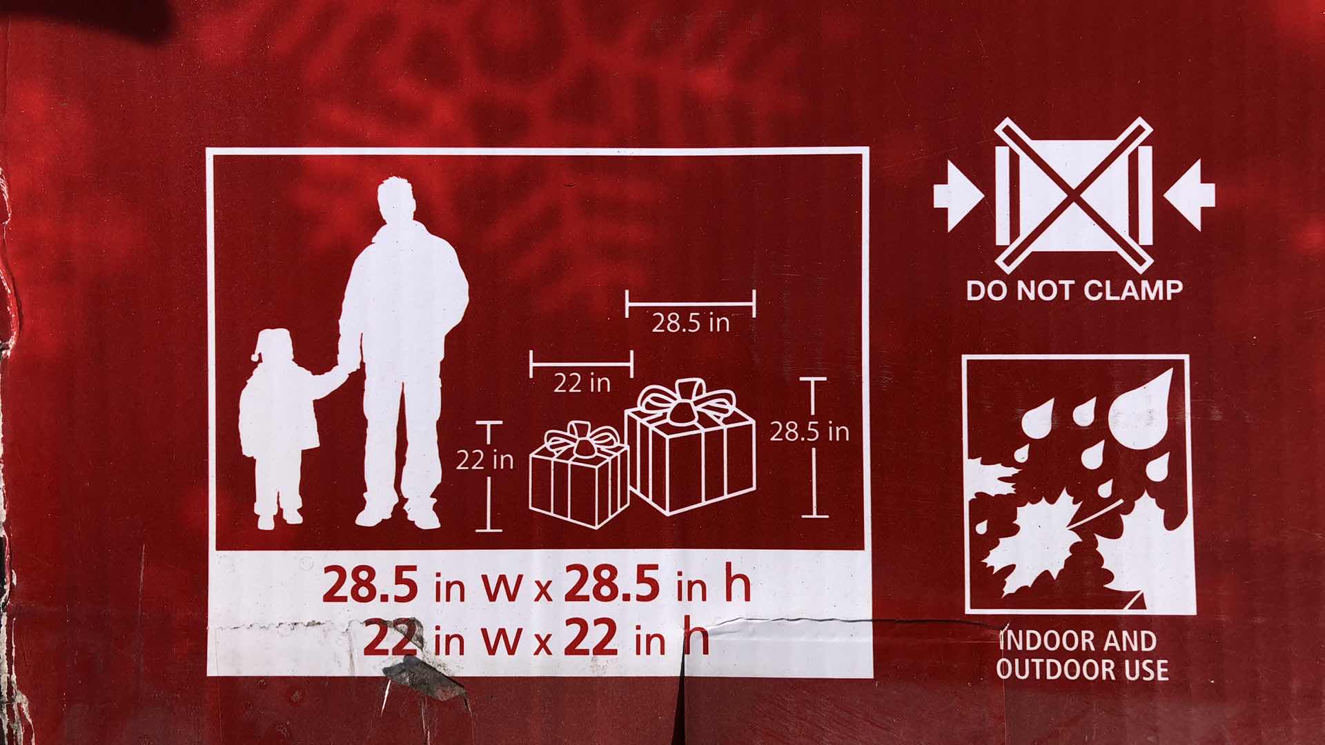 Photo 1 of CHRISTMAS LED JUMBO GIFT BOX SET