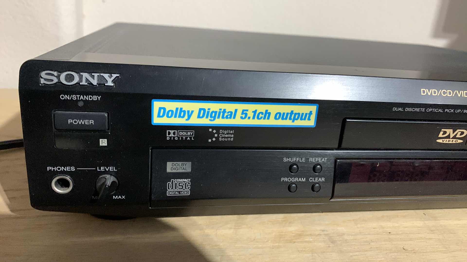 Photo 1 of SONY CD/DVD PLAYER DVP-S5000