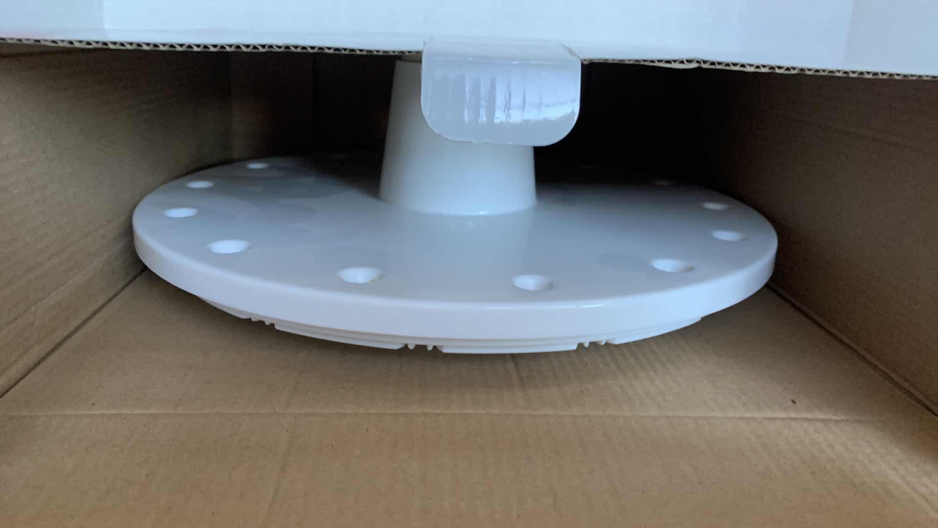 Photo 1 of BAKELICIOUS CAKE POP STAND