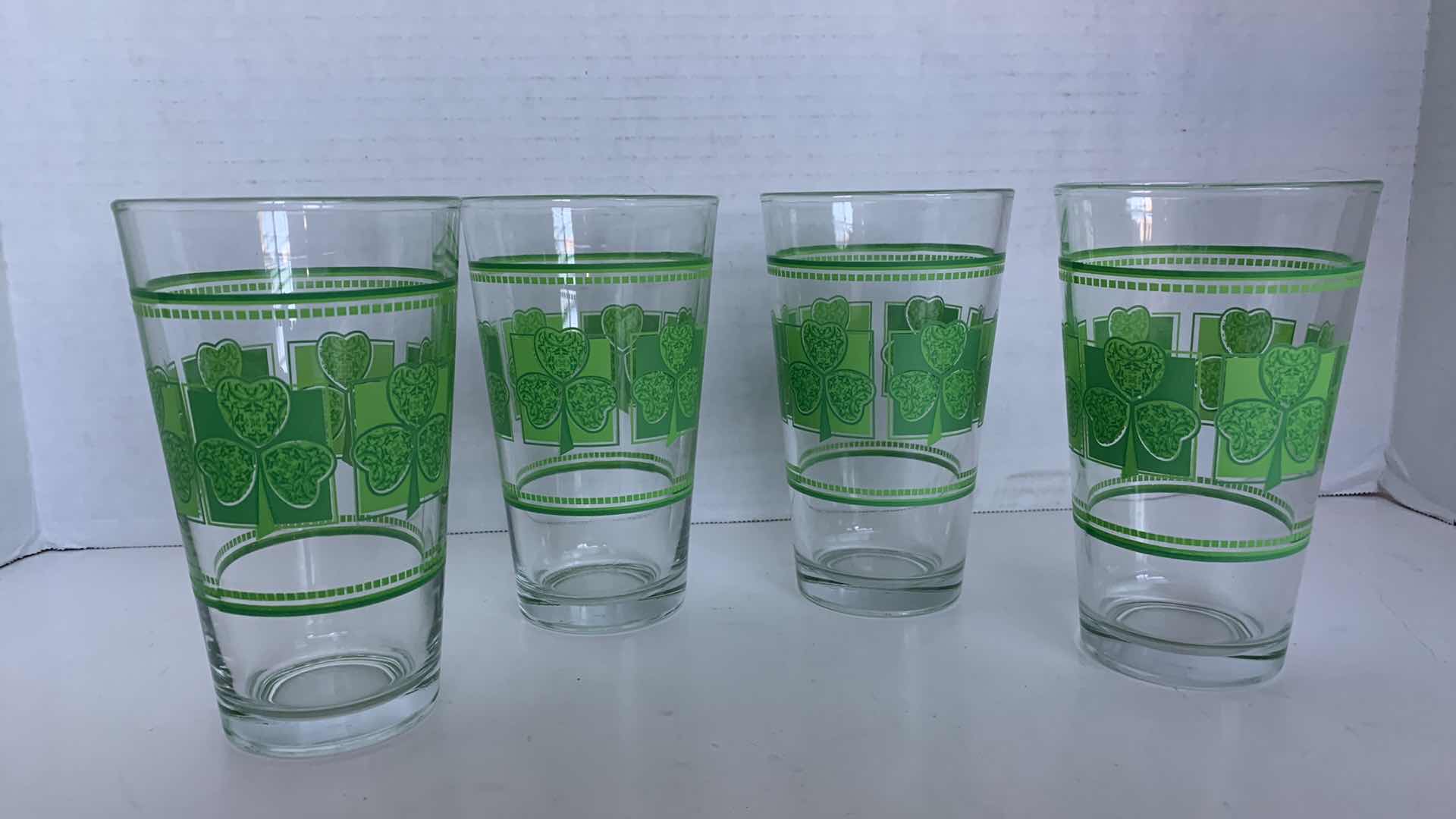 Photo 1 of 4-VINTAGE LIBBEY SHAMROCK BEER GLASSES