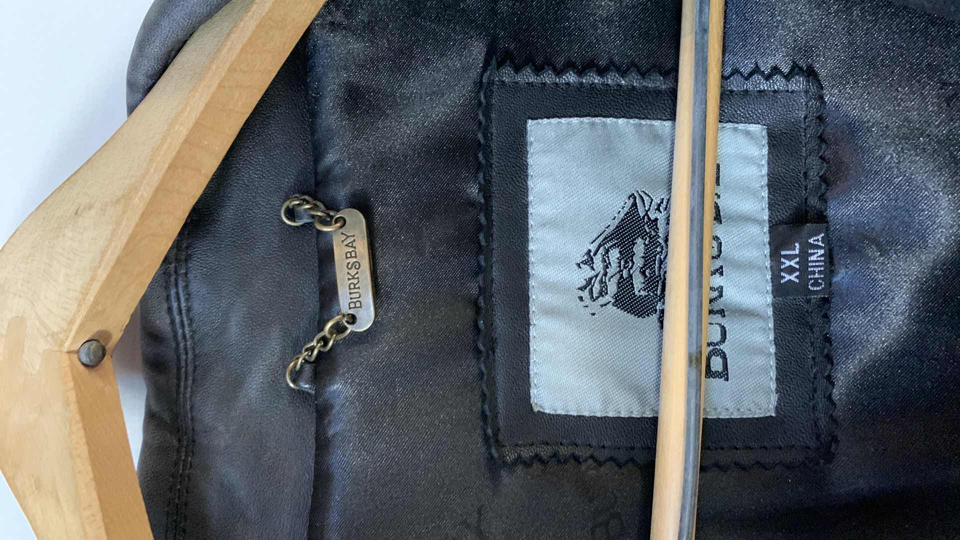 Photo 1 of BURKS BAY MENS LEATHER JACKET SIZE XXL