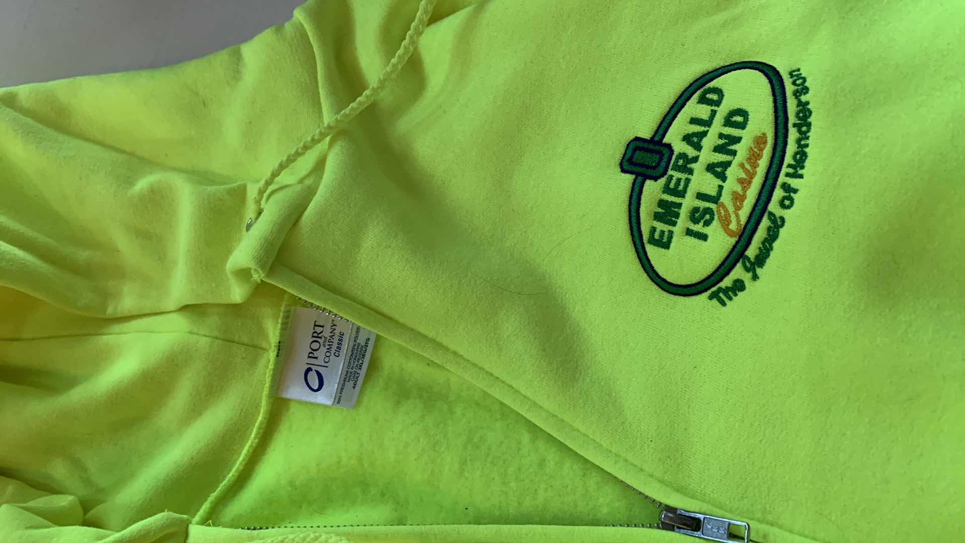 Photo 1 of 2-EMERALD ISLAND COTTON HOODIE SIZE 3XL