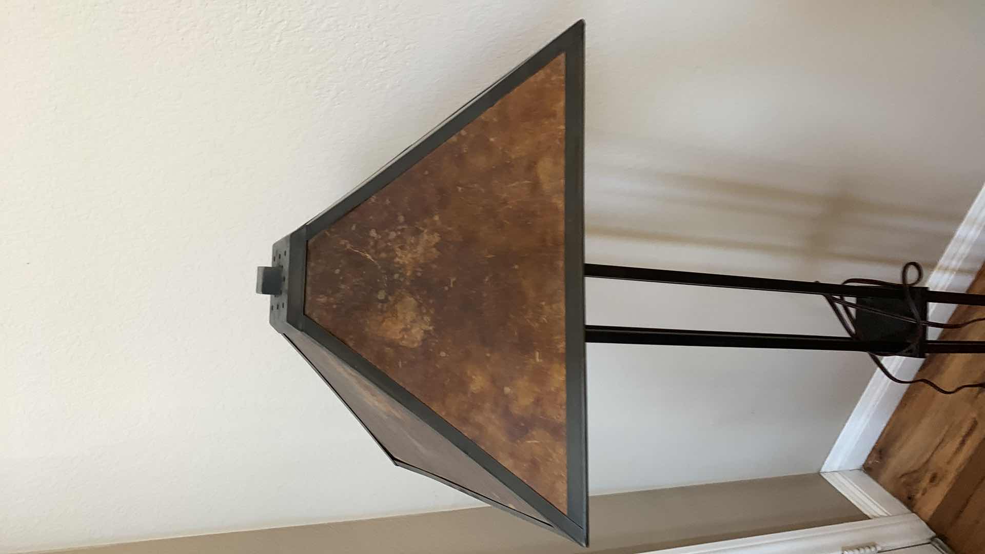 Photo 1 of MODERN LAMP 62”