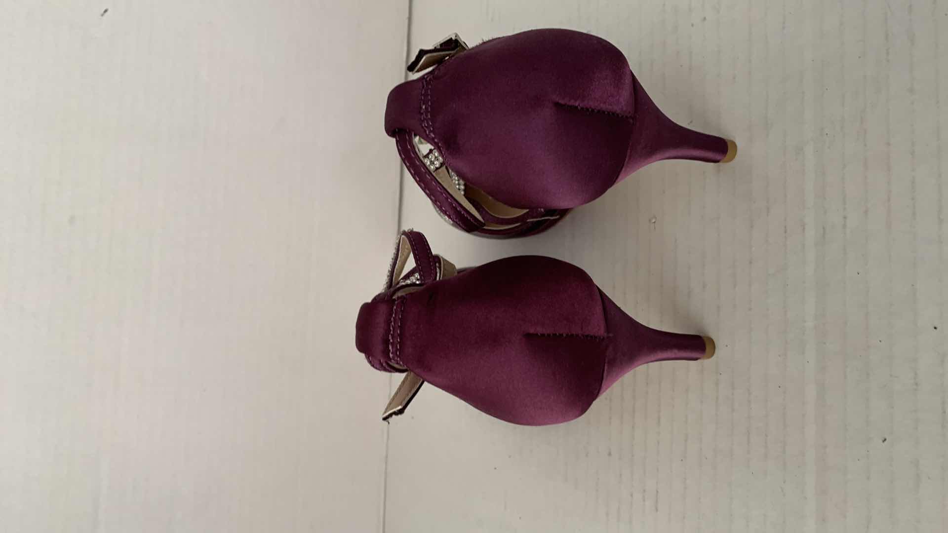 Photo 1 of WOMENS ERIJUNOR DRESS SHOES SIZE 9.5