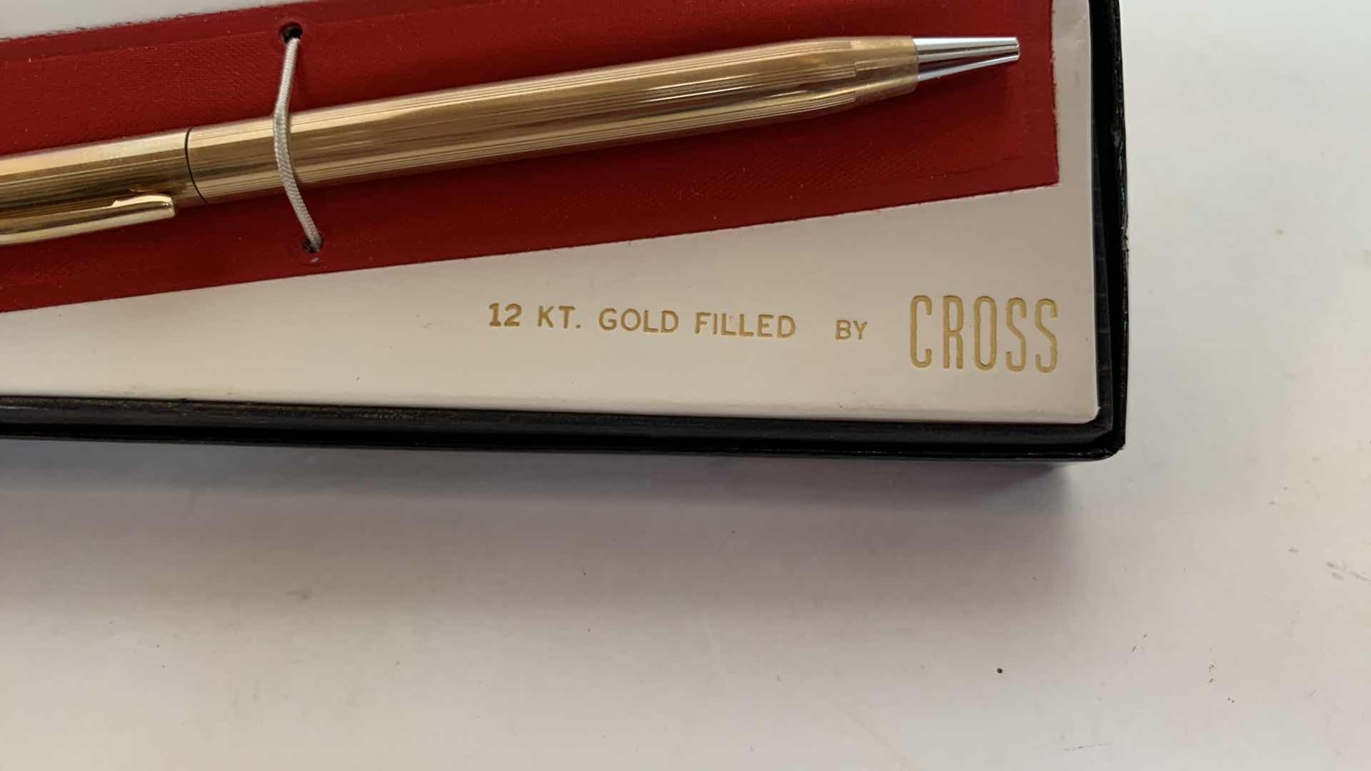 Photo 1 of VINTAGE CROSS 12 KT. GOLD FILLED PEN