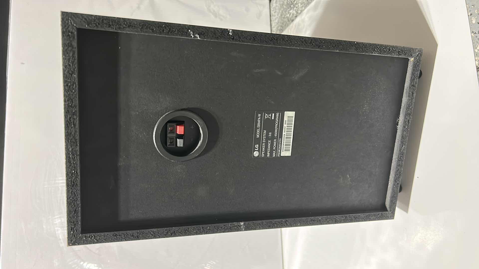 Photo 1 of LG SPEAKER SYSTEM