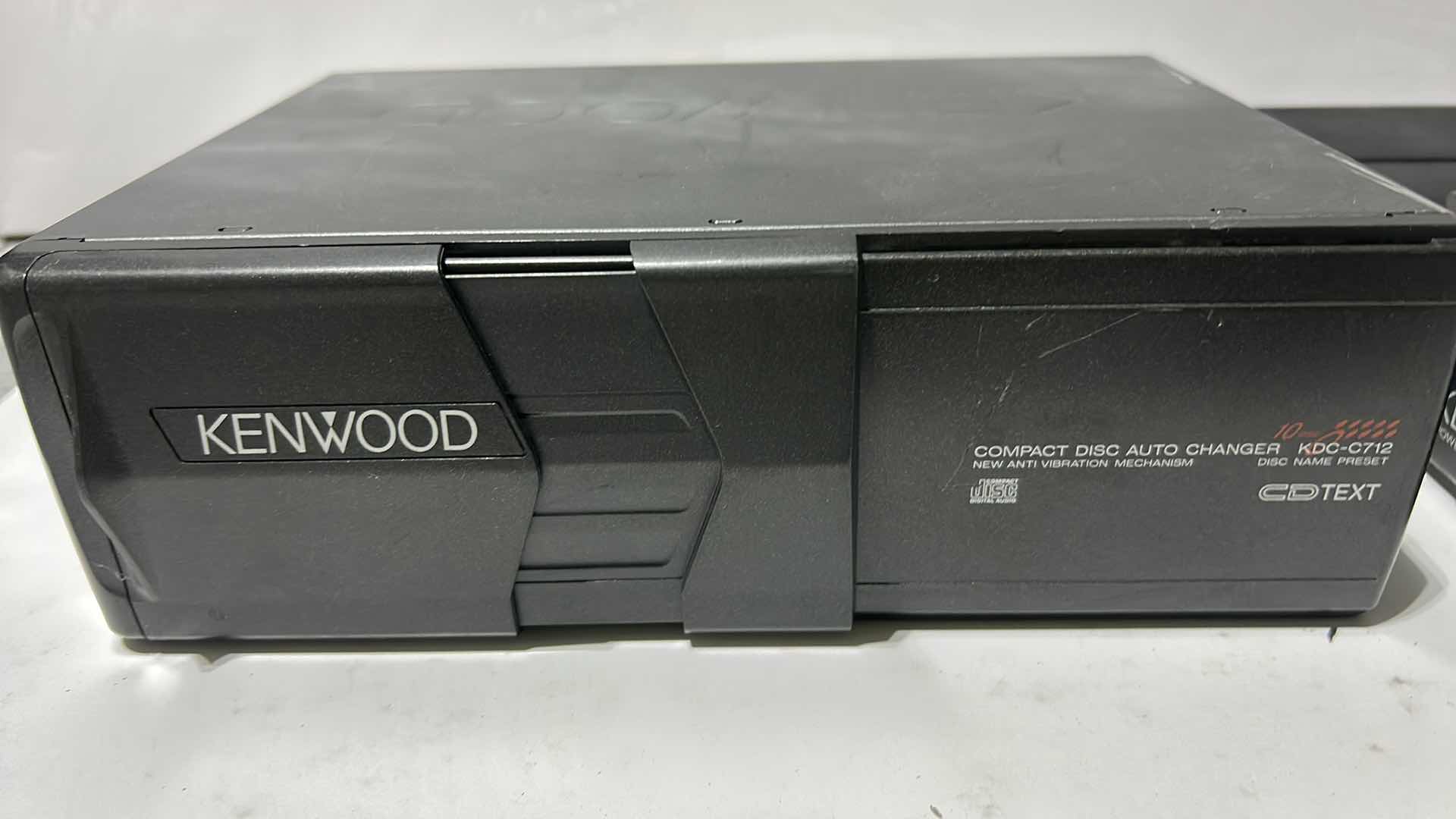 Photo 3 of KENWOOD CAR AUDIO