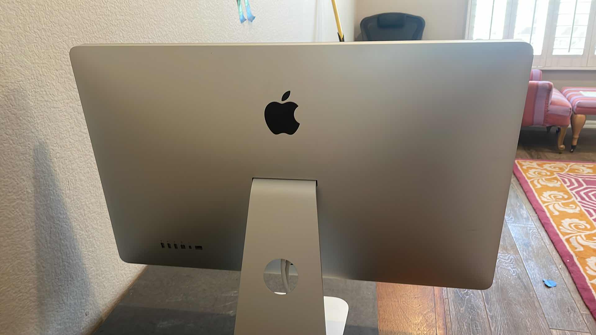 Photo 4 of 30’ APPLE MONITOR