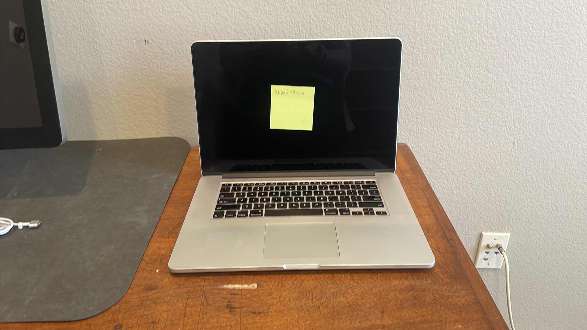 Photo 3 of APPLE MACBOOK PRO MODEL A1398