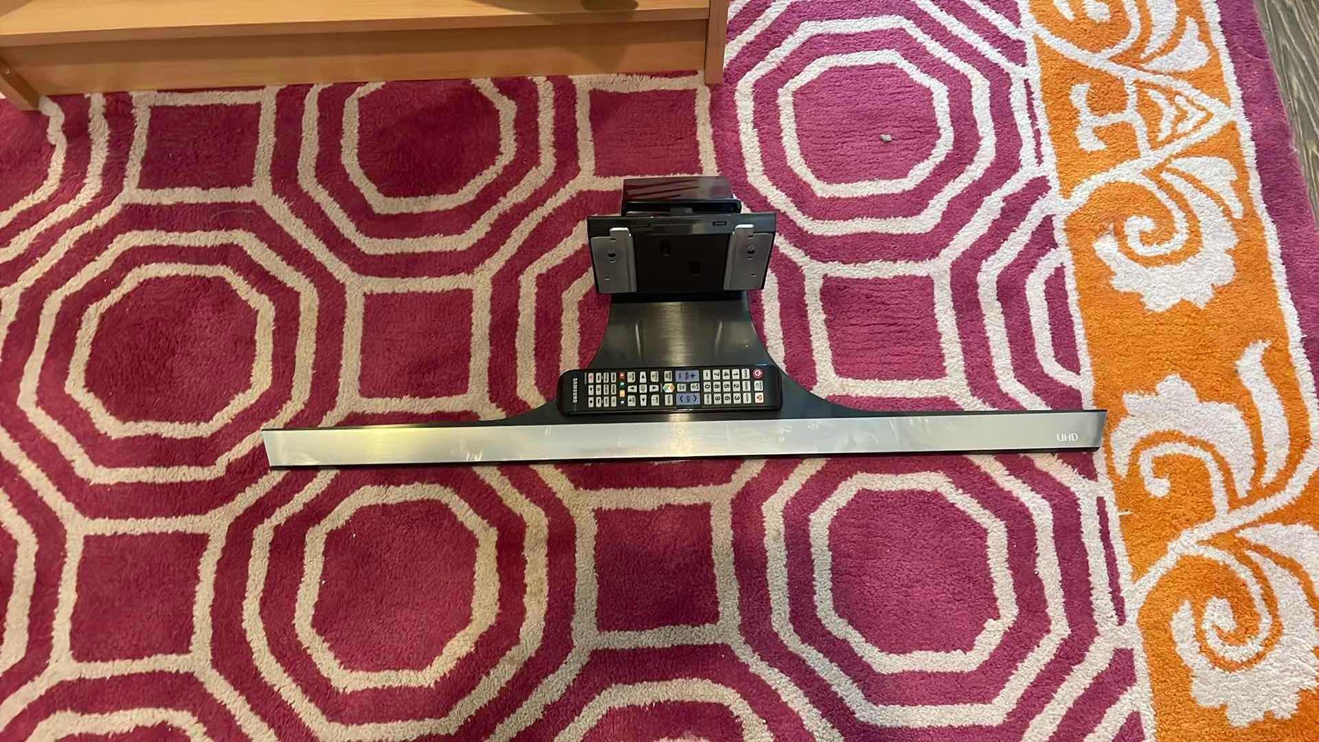 Photo 1 of 60’ SAMSUNG FLAT SCREEN