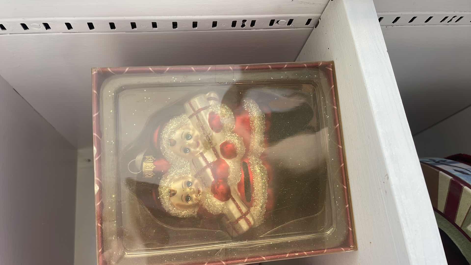 Photo 1 of CHRISTMAS DECOR