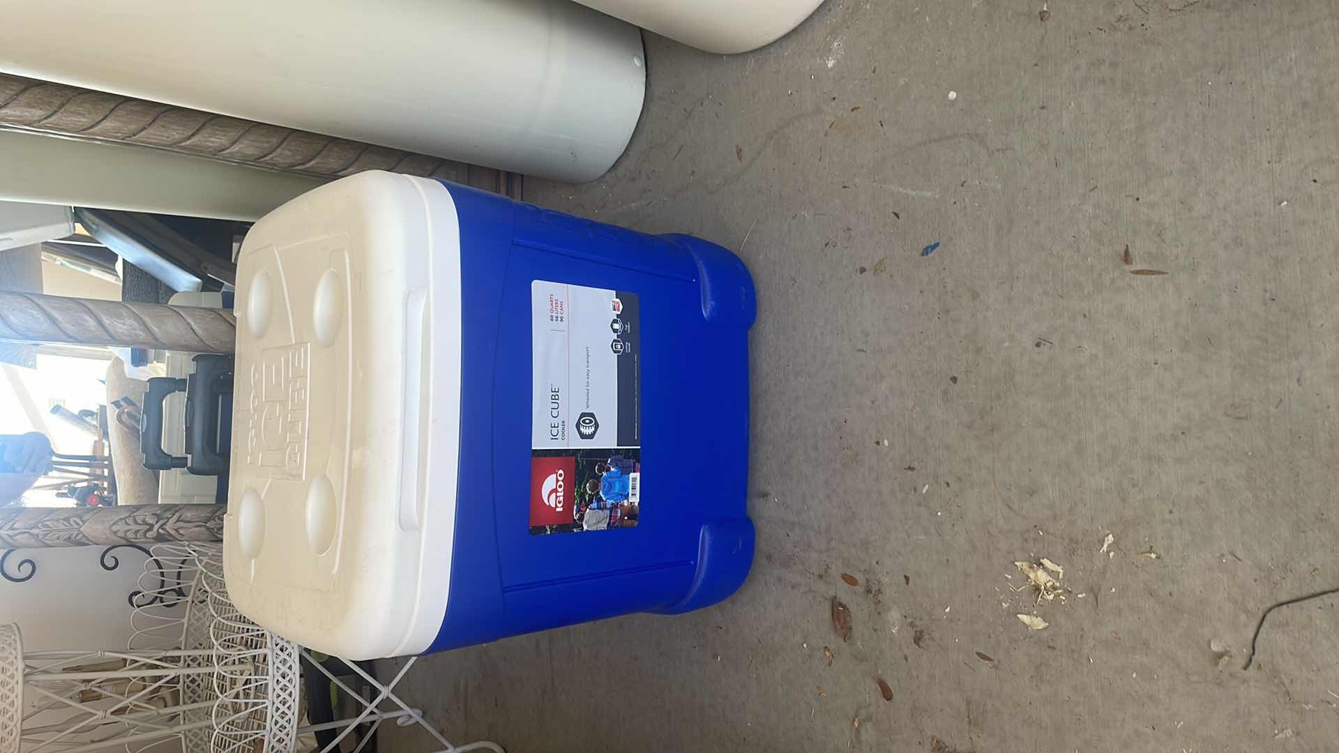 Photo 1 of IGLOO ICE CUBE COOLER 60QTS