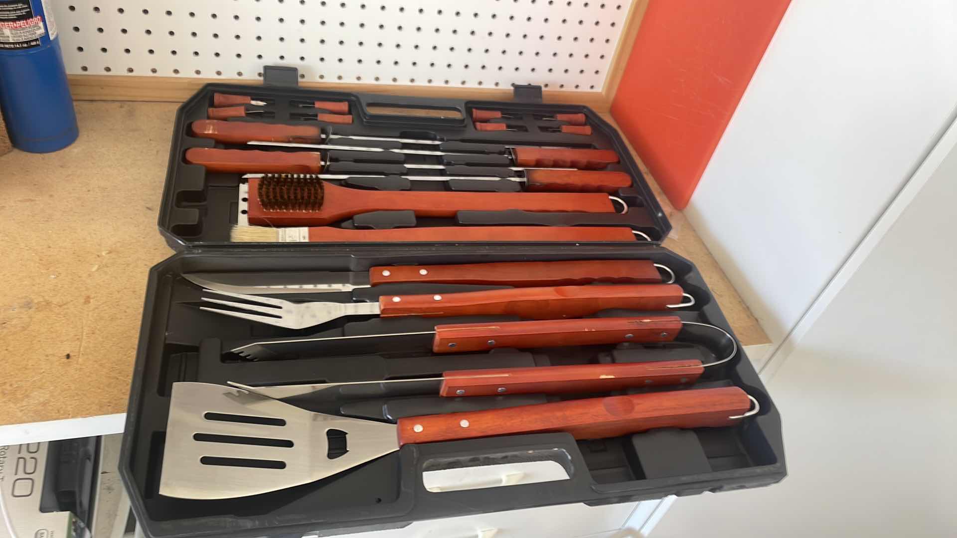 Photo 1 of 18 PC BBQ SET