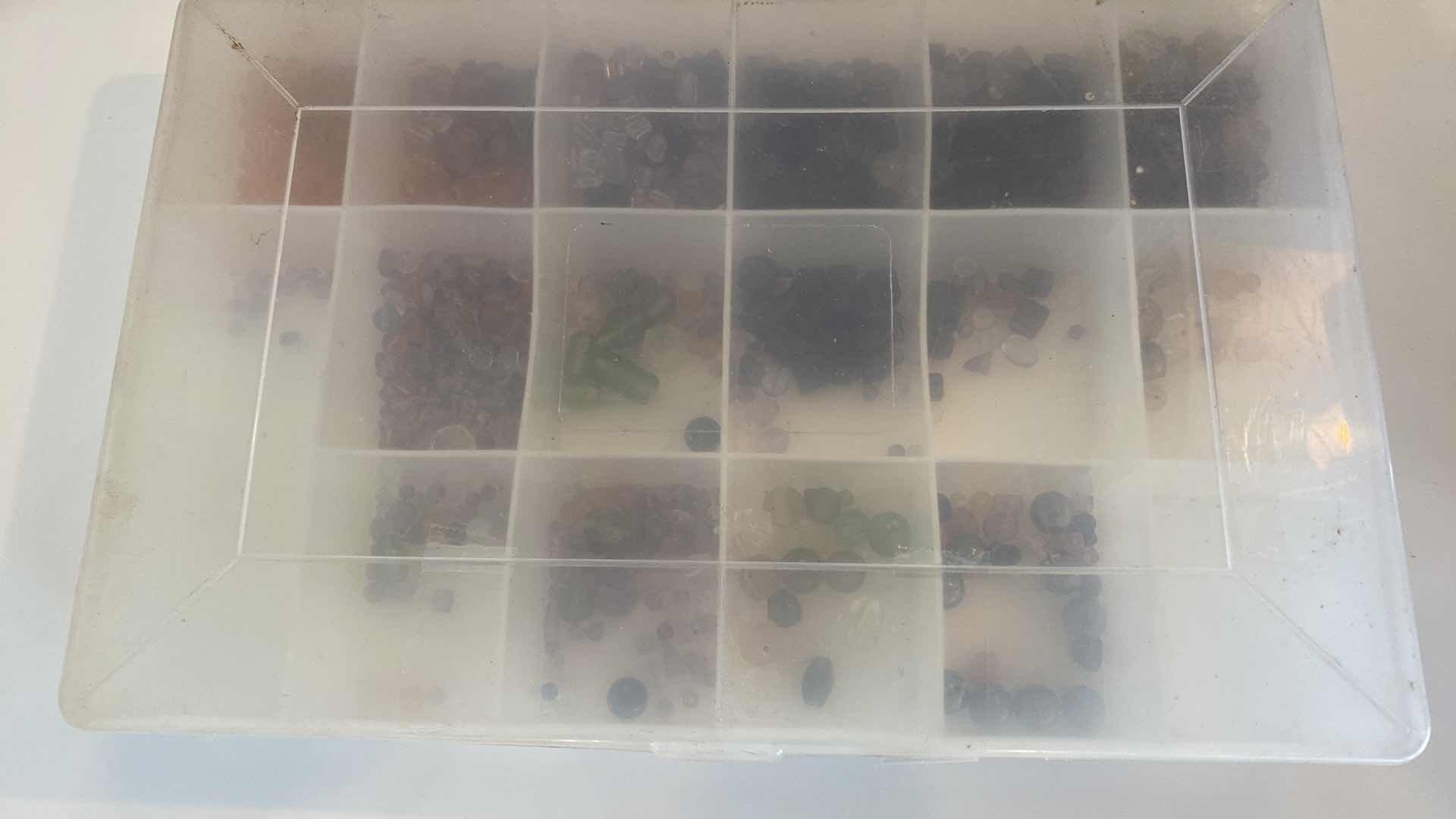 Photo 1 of JEWELRY MAKING - ASSORTED BEADS