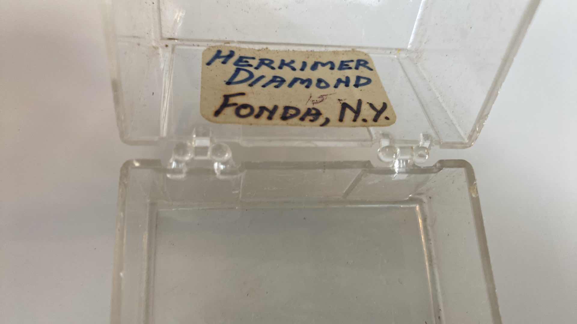 Photo 2 of JEWELRY MAKING - HERKIMER DIAMOND STONES SET ON POSTS NO BACKING