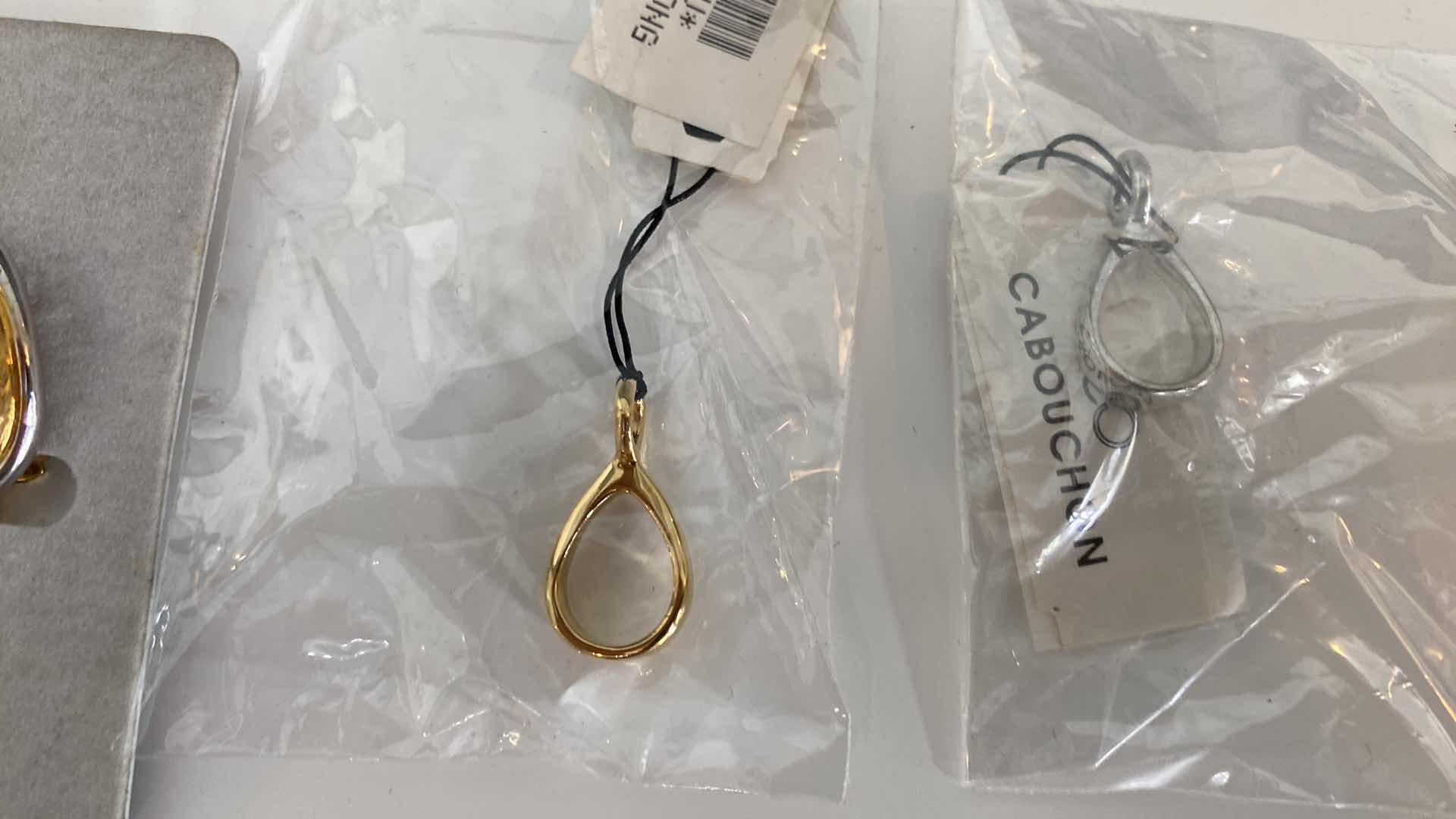 Photo 3 of JEWELRY MAKING SUPPLIES GOLD COLOR FROM KOREA NO MARKINGS