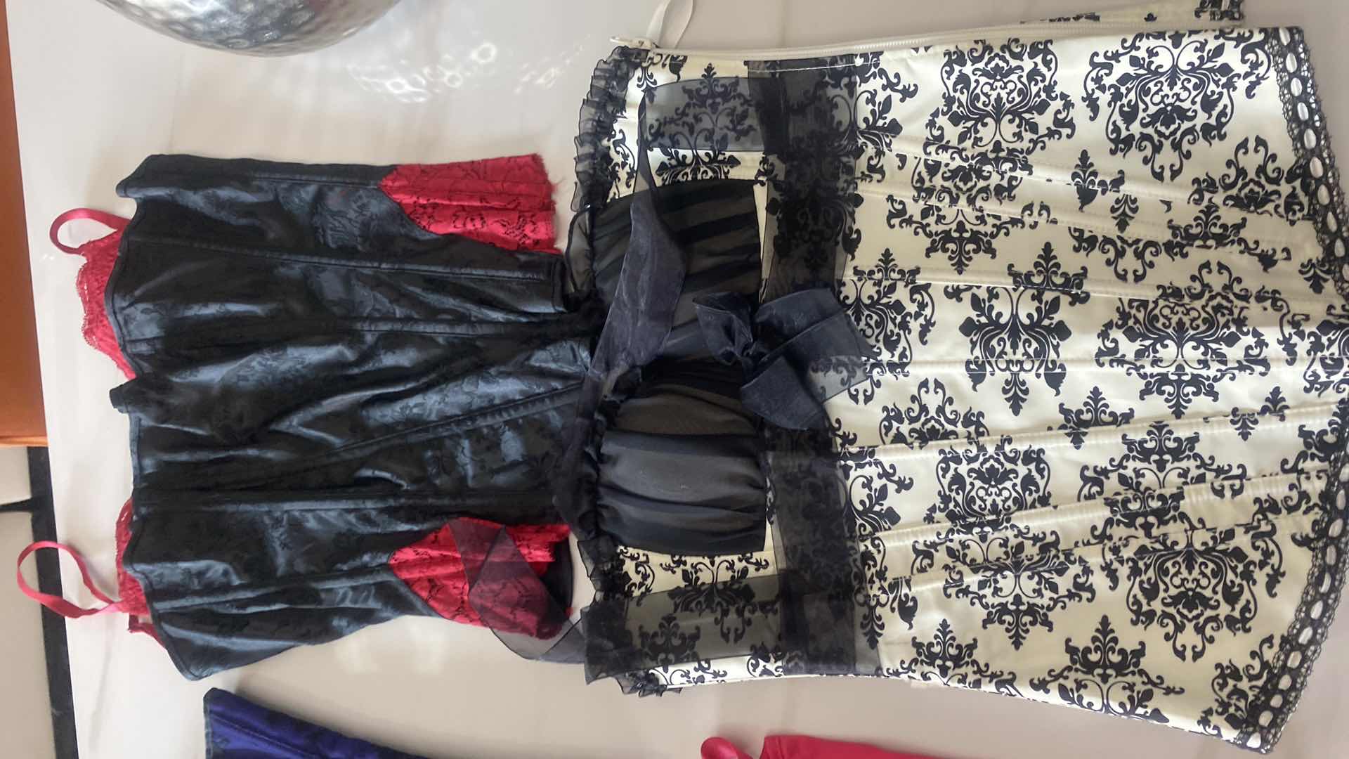 Photo 1 of NEW 1 TAG - 4 BUSTIERS SIZE 32