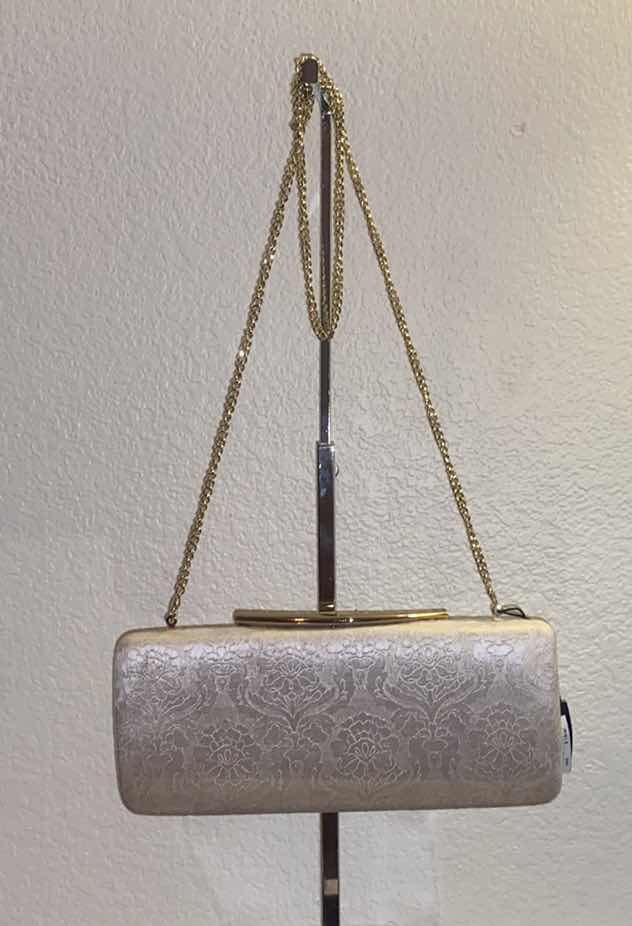 Photo 1 of  NWT TADASHI SHOJI IVORY VELVET CLUTCH