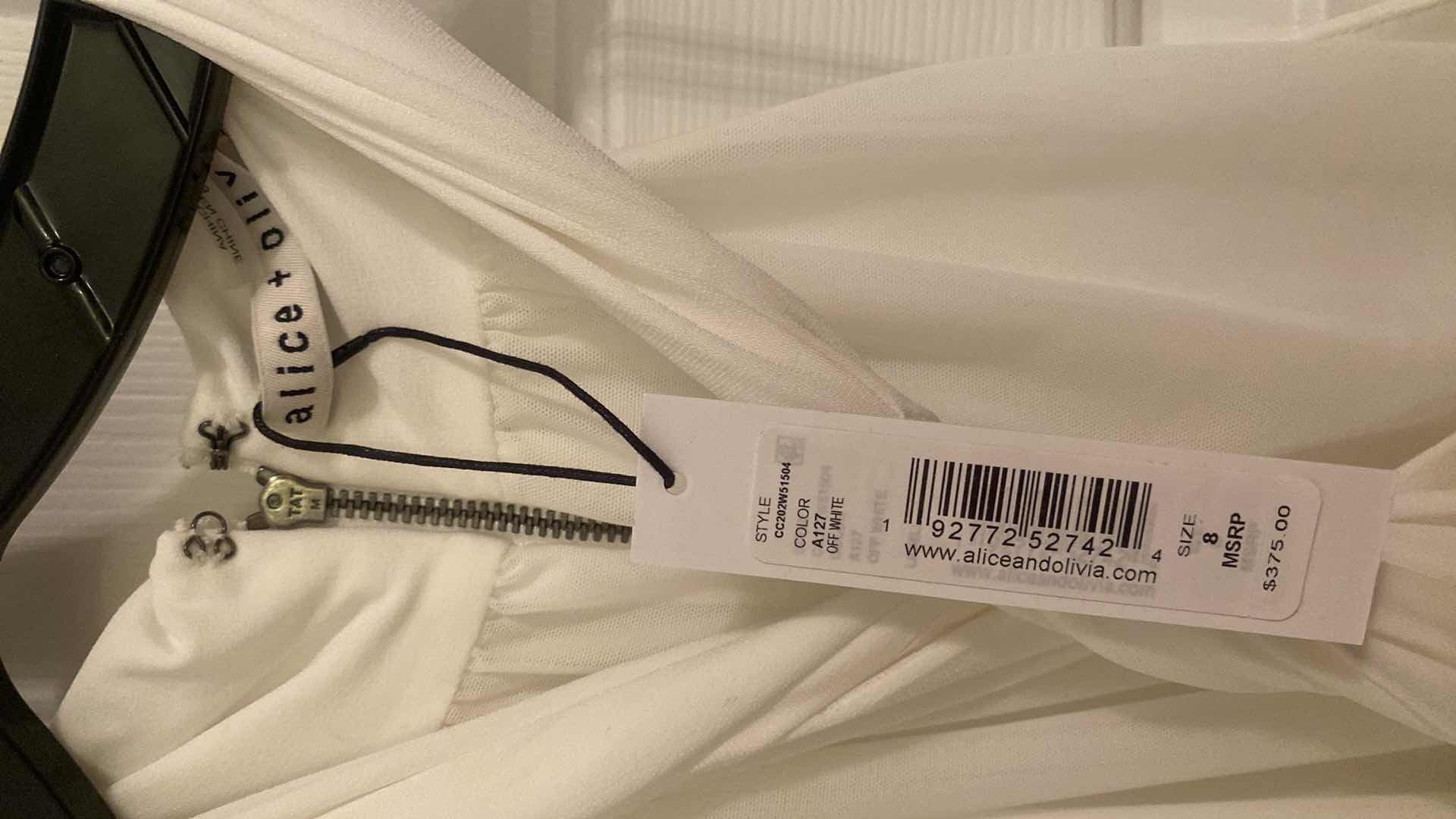 View 3 of  NWT BEAUTIFUL WOMENS SIZE 8 DESIGNER ALICE & OLIVIA STEPH TWIST NK FRINGE DRESS IN OFF WHITE