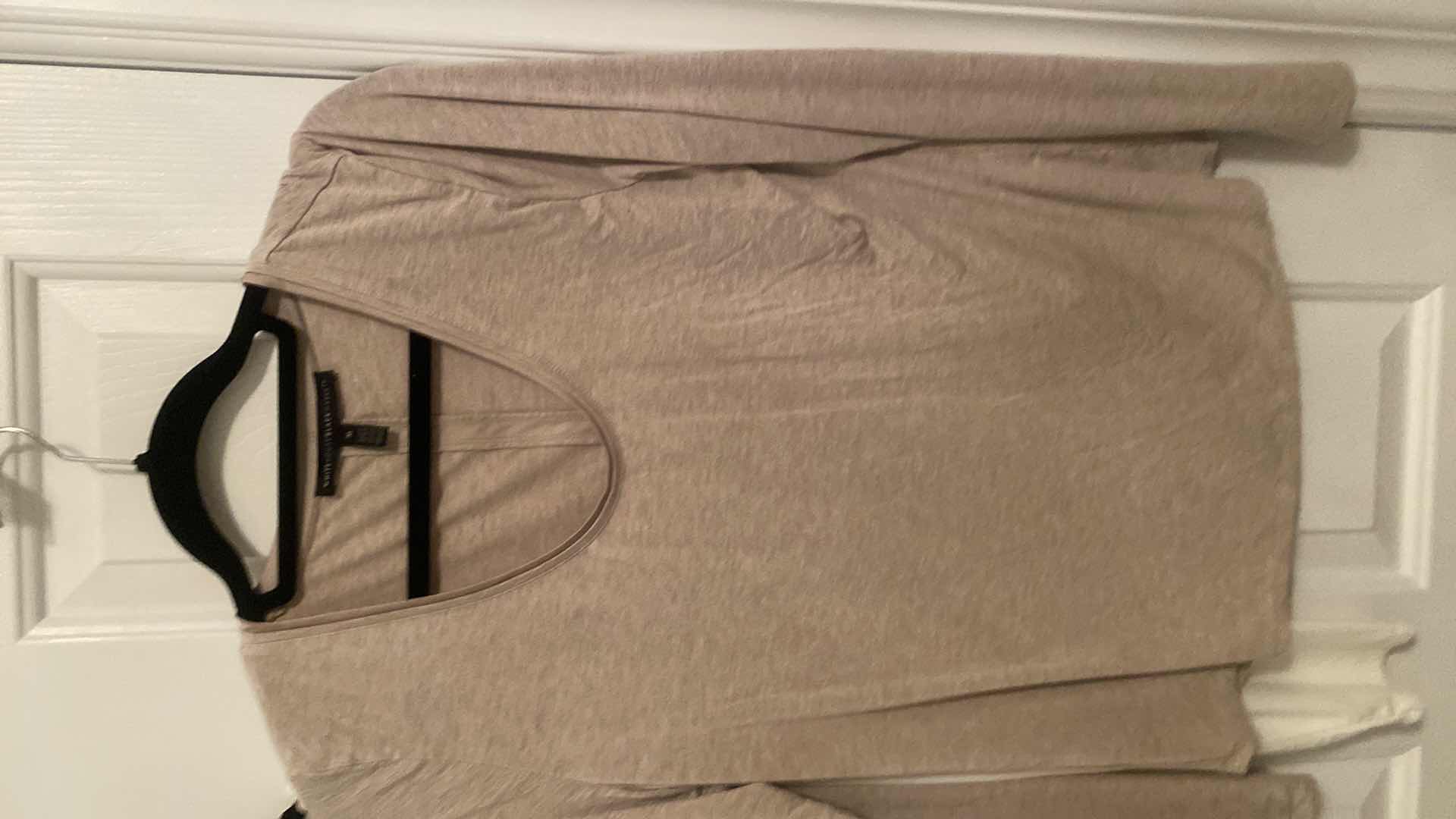 Photo 1 of NEW NO TAG LADIES SIZE MEDIUM WHBM TEES