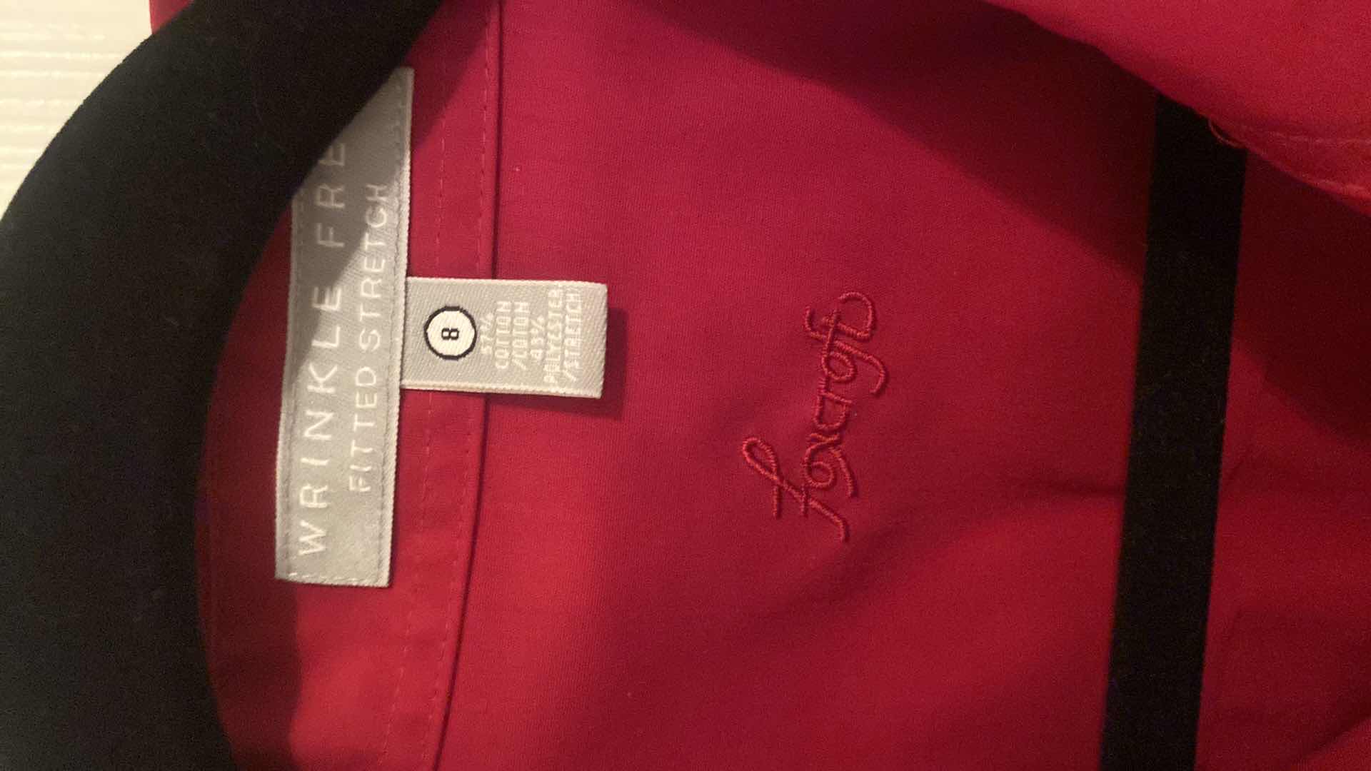 Photo 2 of FOXCROFT LADIES SIZE 8 TAYLOR ESSENTIAL FITTED WRINKLE FREE STRETCH 3/4 SLEEVE SHIRT