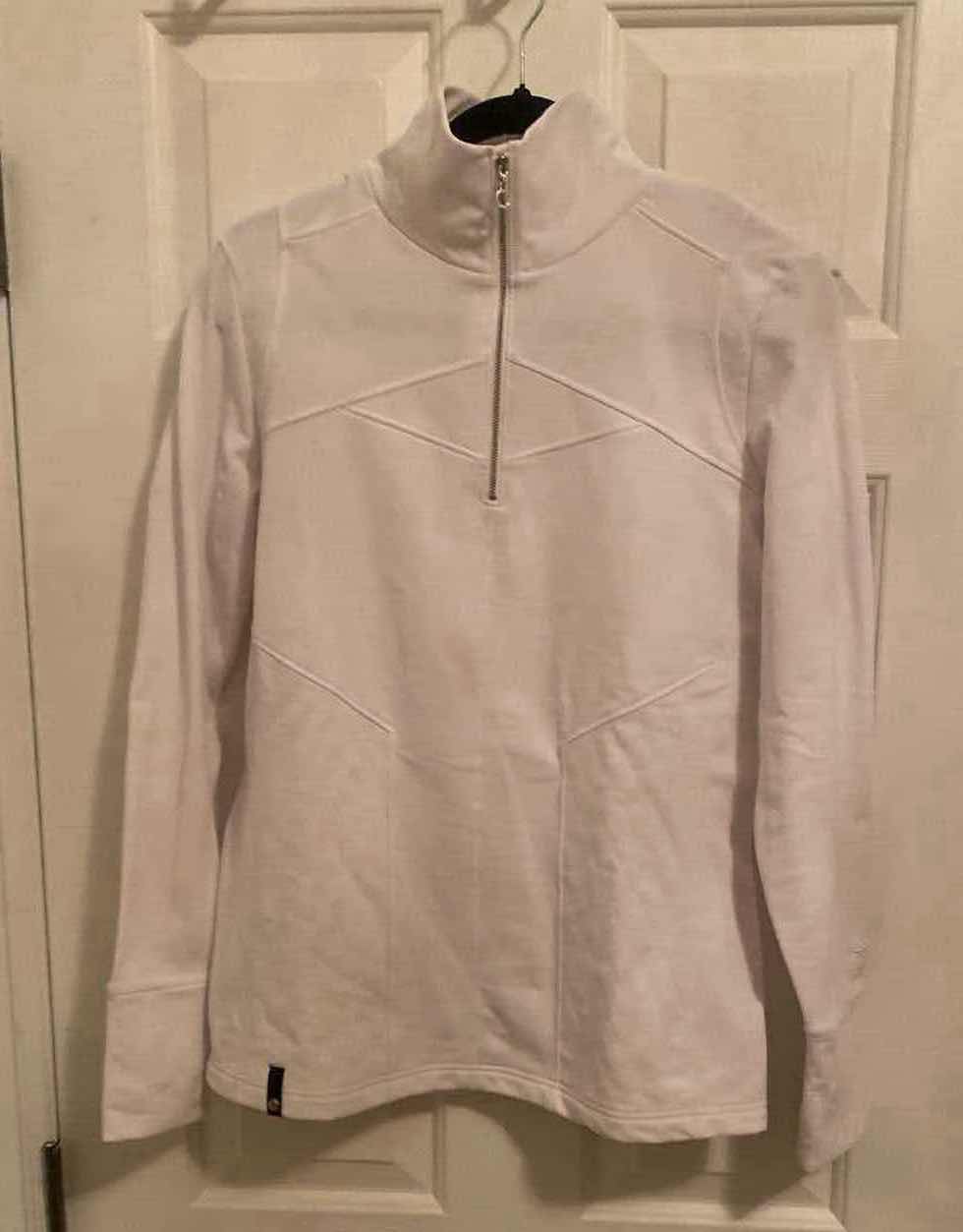 Photo 1 of $125 LADIES SIZE LARGE NILS  ROBIN 1/4 ZIP TOP
