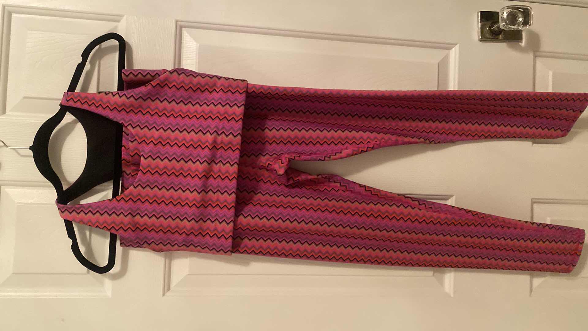 Photo 1 of LADIES SIZE LARGE TEREZ LIFT 4.5” WAISTBAND LEGGINGS $135 & FITNESS TOP $67